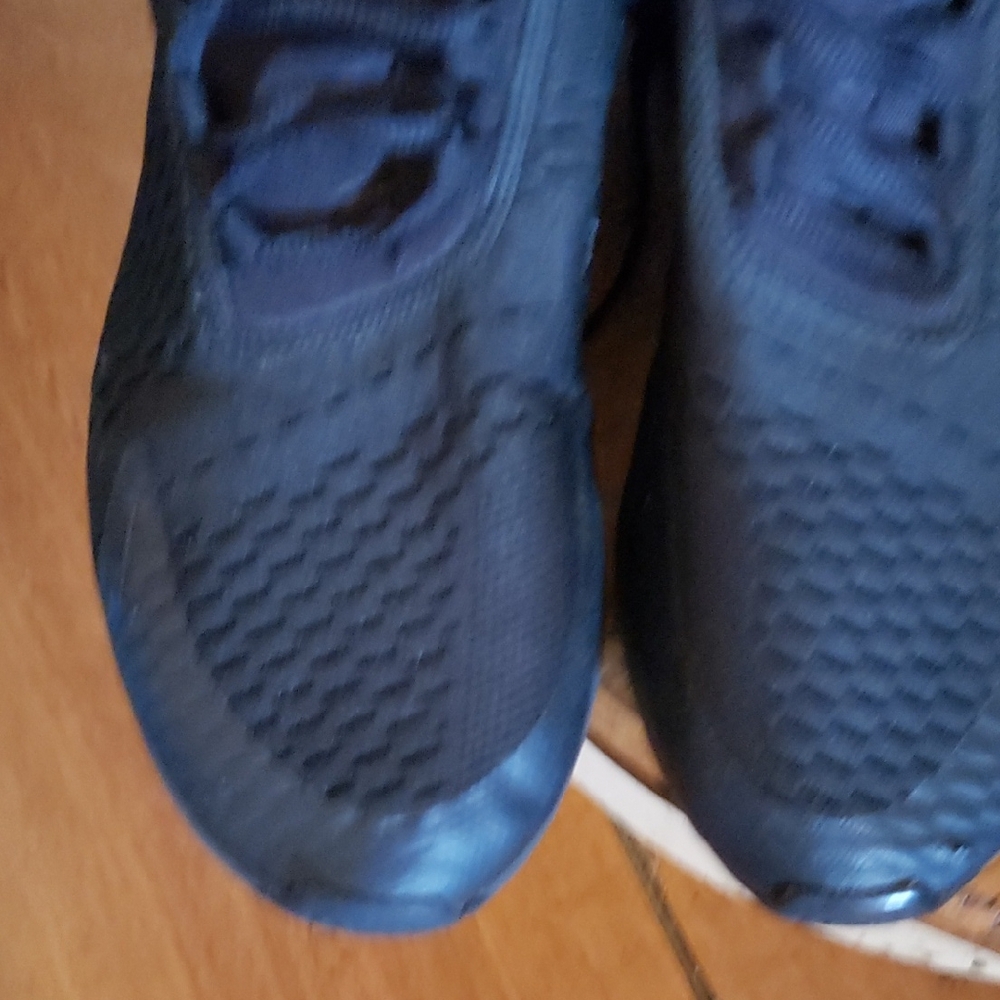 Nike Black Sneakers